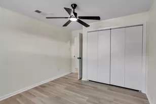 215 Sparkling Water Dr, Huffman, TX 77336 - Photo 20