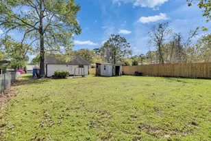 215 Sparkling Water Dr, Huffman, TX 77336 - Photo 28