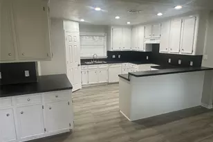 7210 Mikes, Wallis, TX 77485 - Photo 8