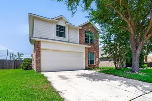 16119 Gavin Ln, Houston, TX 77049 - Photo 2