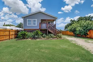 4802 Crane St, Hitchcock, TX 77563 - Photo 2