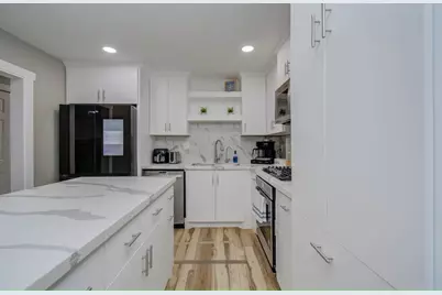 4802 Crane Street, Hitchcock, TX 77563 - Photo 14