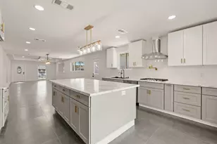 5902 Reamer St, Houston, TX 77074 - Photo 12