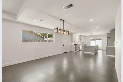 5902 Reamer Street, Houston, TX 77074 - Photo 6