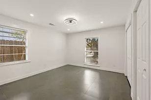 5902 Reamer St, Houston, TX 77074 - Photo 16