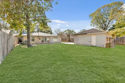 5902 Reamer Street, Houston, TX 77074 - Photo 34