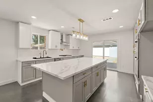 5902 Reamer St, Houston, TX 77074 - Photo 10