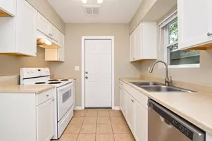 922 Bacliff Dr, Bacliff, TX 77518 - Photo 16