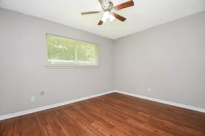 922 Bacliff Drive, Bacliff, TX 77518 - Photo 26