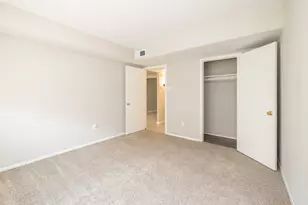 11609 Chimney Rock Rd, Houston, TX 77035 - Photo 18