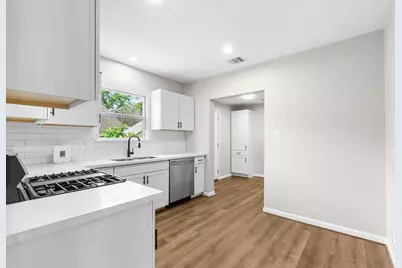 3106 Michigan Street, Baytown, TX 77520 - Photo 22
