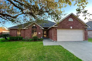 108 Audubon Woods Dr, Richwood, TX 77531 - Photo 1