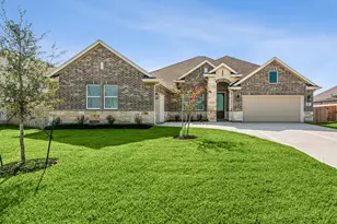 12726 Old Fashion Cir, Mont Belvieu, TX 77535 - Photo 1