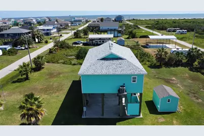 911 S Tinkle Lane, Port Bolivar, TX 77650 - Photo 1
