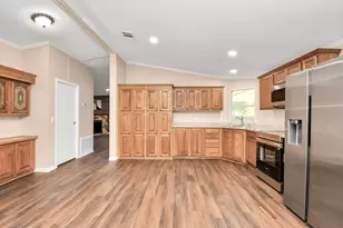 422 County Rd 3414, Cleveland, TX 77327 - Photo 10