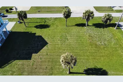 3278 Prides Way, Crystal Beach, TX 77650 - Photo 6