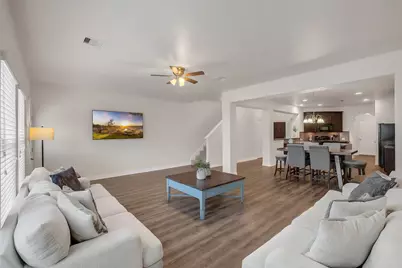 5204 Caldera Court, Houston, TX 77066 - Photo 2