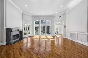 33 W Broad Oaks Dr, Houston, TX 77056 - Photo 8