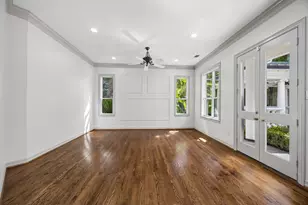 33 W Broad Oaks Dr, Houston, TX 77056 - Photo 16
