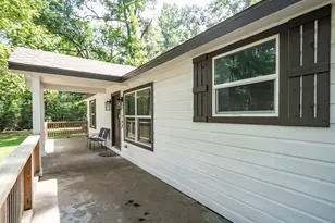 168 Bush St, Livingston, TX 77351 - Photo 12