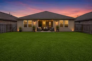 927 Petunia Falls Ln, Rosharon, TX 77583 - Photo 22