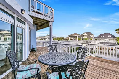 13339 Binnacle Way, Galveston, TX 77554 - Photo 28