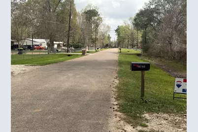 16788 Oak Knoll Drive, Porter, TX 77365 - Photo 2