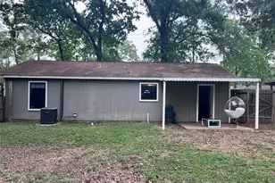 444 Stevens Ln, Livingston, TX 77351 - Photo 4