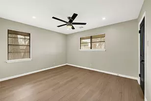 8931 Blankenship Dr, Houston, TX 77080 - Photo 16