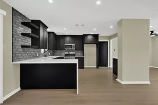 8931 Blankenship Dr, Houston, TX 77080 - Photo 8