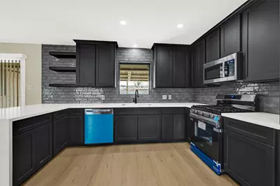 8931 Blankenship Drive, Houston, TX 77080 - Photo 10