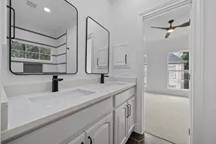 5616 Dolores St, Houston, TX 77057 - Photo 32