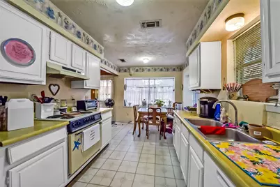 5314 Moonshadows Drive, Humble, TX 77346 - Photo 10