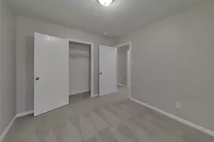 8707 Texas Acorn Ave, Houston, TX 77078 - Photo 12