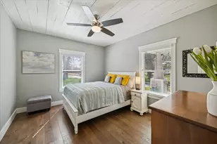 216 W 30th St, Houston, TX 77018 - Photo 14