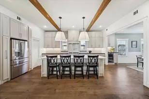 216 W 30th St, Houston, TX 77018 - Photo 8