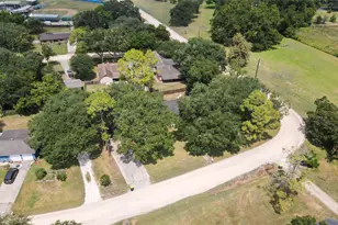 321 Circle Dr, Wharton, TX 77488 - Photo 26