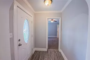 321 Circle Dr, Wharton, TX 77488 - Photo 2