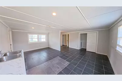 321 Circle Drive, Wharton, TX 77488 - Photo 10
