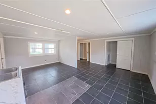 321 Circle Dr, Wharton, TX 77488 - Photo 10