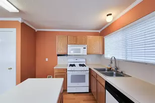 9607 Farrell Dr, Houston, TX 77070 - Photo 10