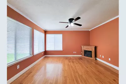9607 Farrell Drive, Houston, TX 77070 - Photo 32