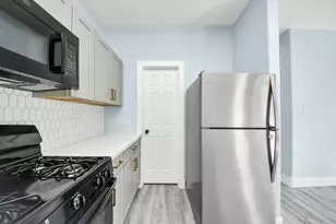 7502 Sandle St, Houston, TX 77088 - Photo 10