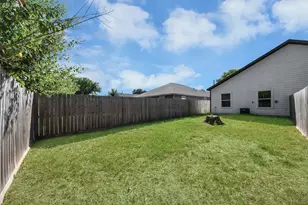 7502 Sandle St, Houston, TX 77088 - Photo 34