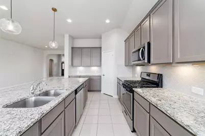 77 Carmel Drive, Manvel, TX 77578 - Photo 10