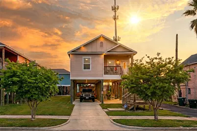 710 35th Street, Galveston, TX 77550 - Photo 1