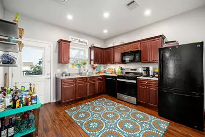 710 35th Street, Galveston, TX 77550 - Photo 14