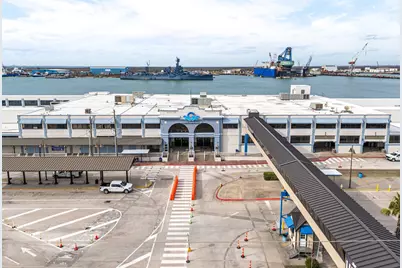 710 35th Street, Galveston, TX 77550 - Photo 32