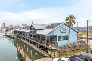 710 35th St, Galveston, TX 77550 - Photo 36