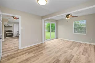 10611 Leitrim Way, Houston, TX 77047 - Photo 16